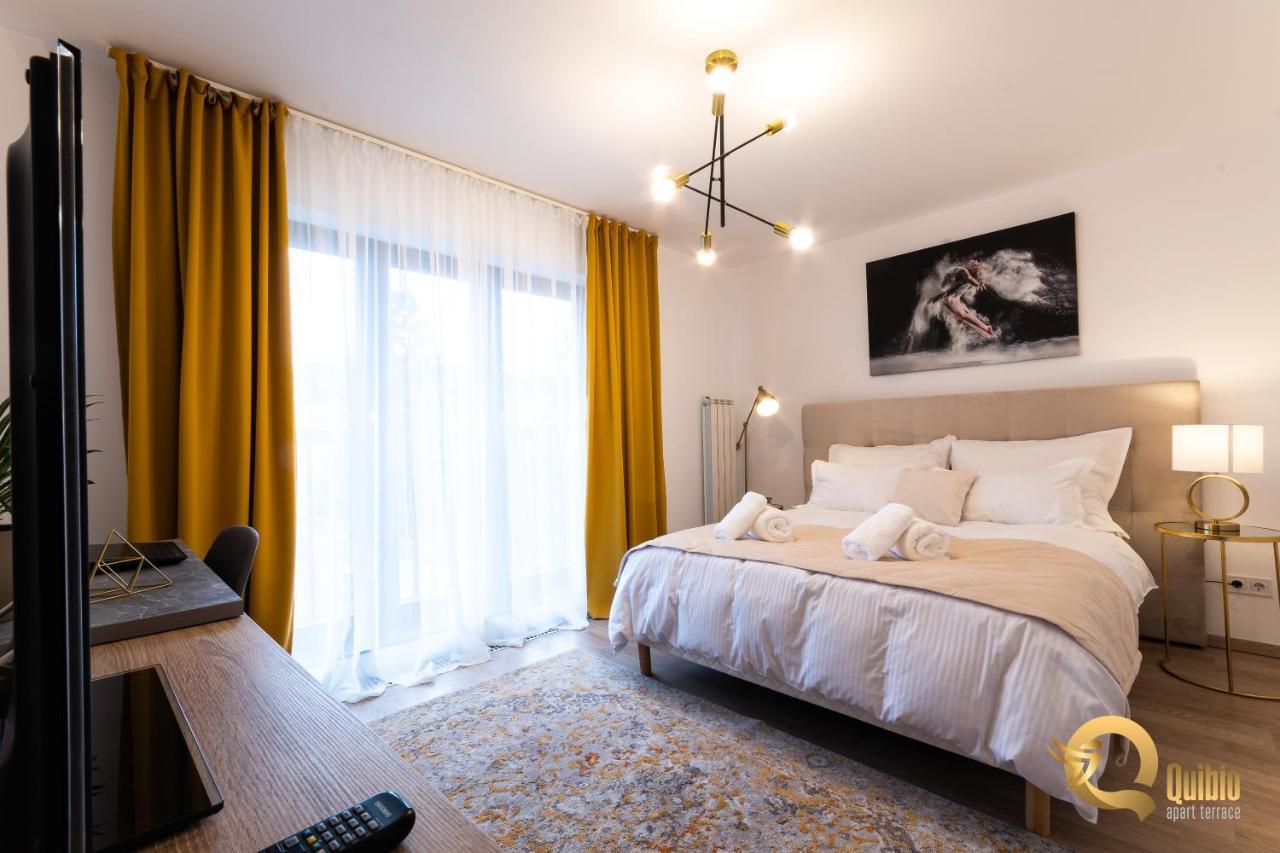 Quibio Apart Terrace Braşov Buitenkant foto