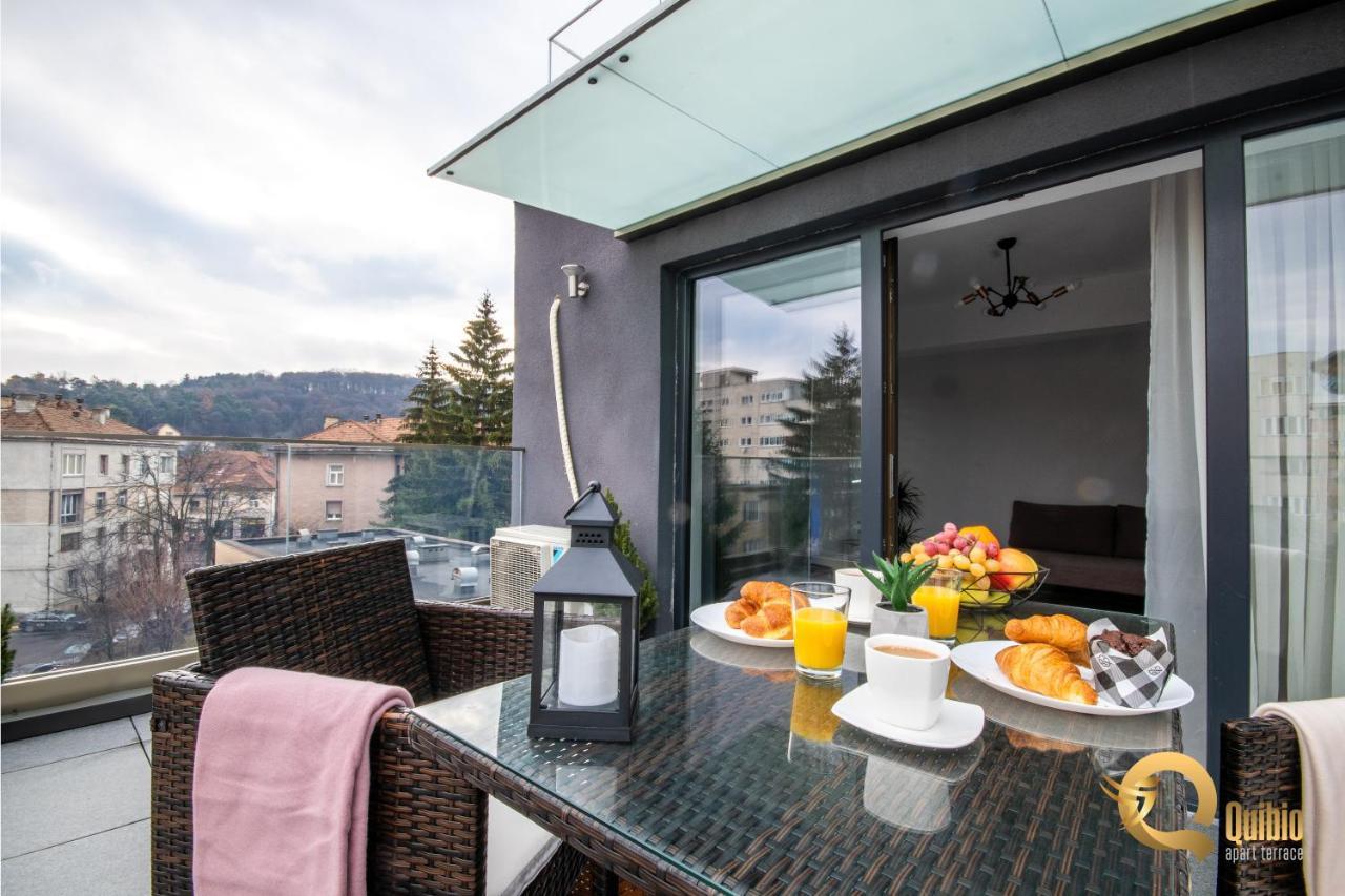 Quibio Apart Terrace Braşov Buitenkant foto